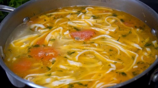 Кулинарное путешествие: Суп по-казачьи с домашней лапшой