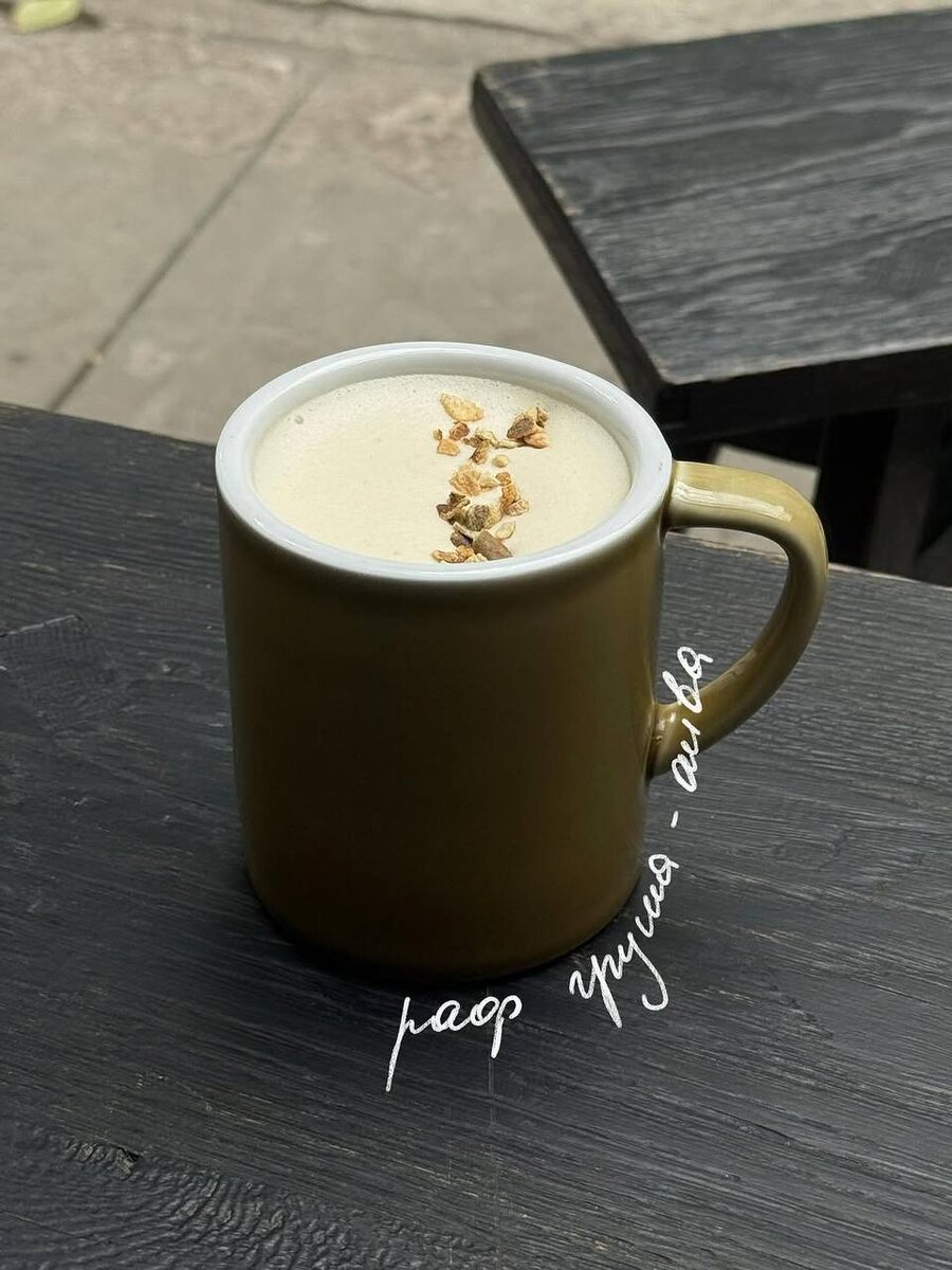 Кафе «Полдень»: уютный оазис с домашними угощениями и пряным кофе