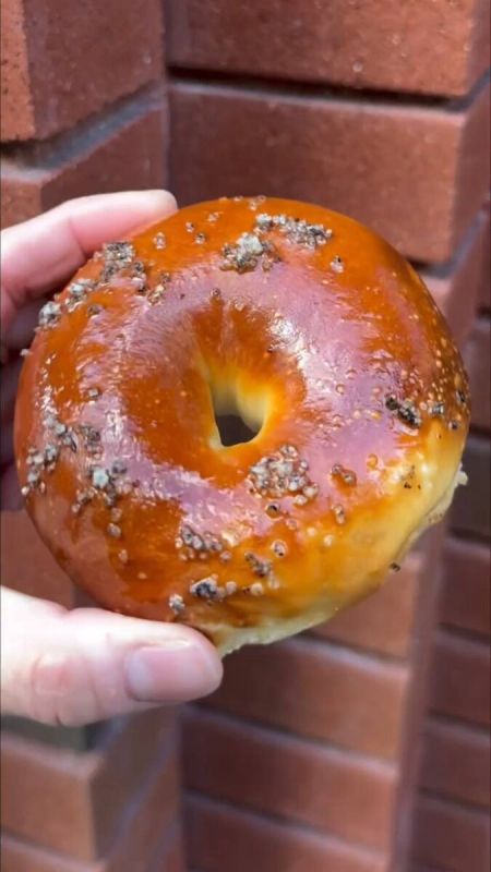 Кулинарная симфония: корейский salt bread в сочетании с бейглами завоевывает Нью-Йорк