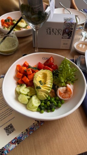 Летние услады в Claudia: уникальное меню и косметическая коллаборация