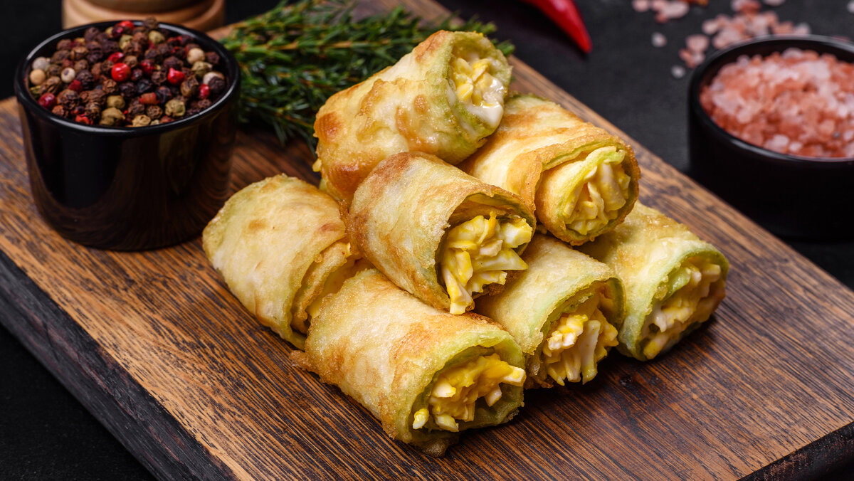 Вдохновляющие идеи для рулетиков из кабачков