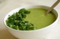 Суп-пюре из шпината и щавеля с авокадо: легкость и свежесть в одной тарелке