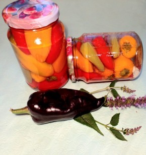 Летние перчики на зиму: готовим маринованные деликатесы