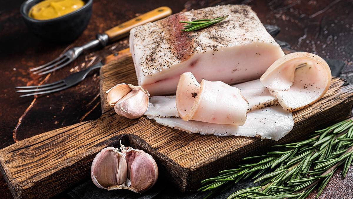 Сало как суперфуд: неожиданные преимущества и рекомендации диетолога