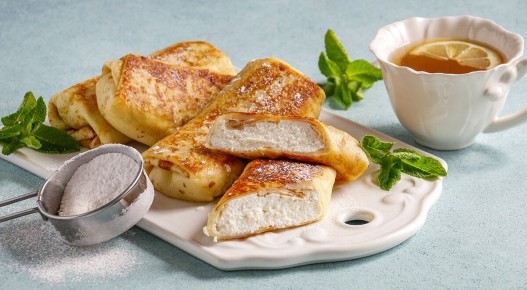 Блины на кефире с творогом: вкусная классика для вашего стола