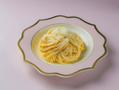 Сладкие шедевры ноября: что попробовать в Москве