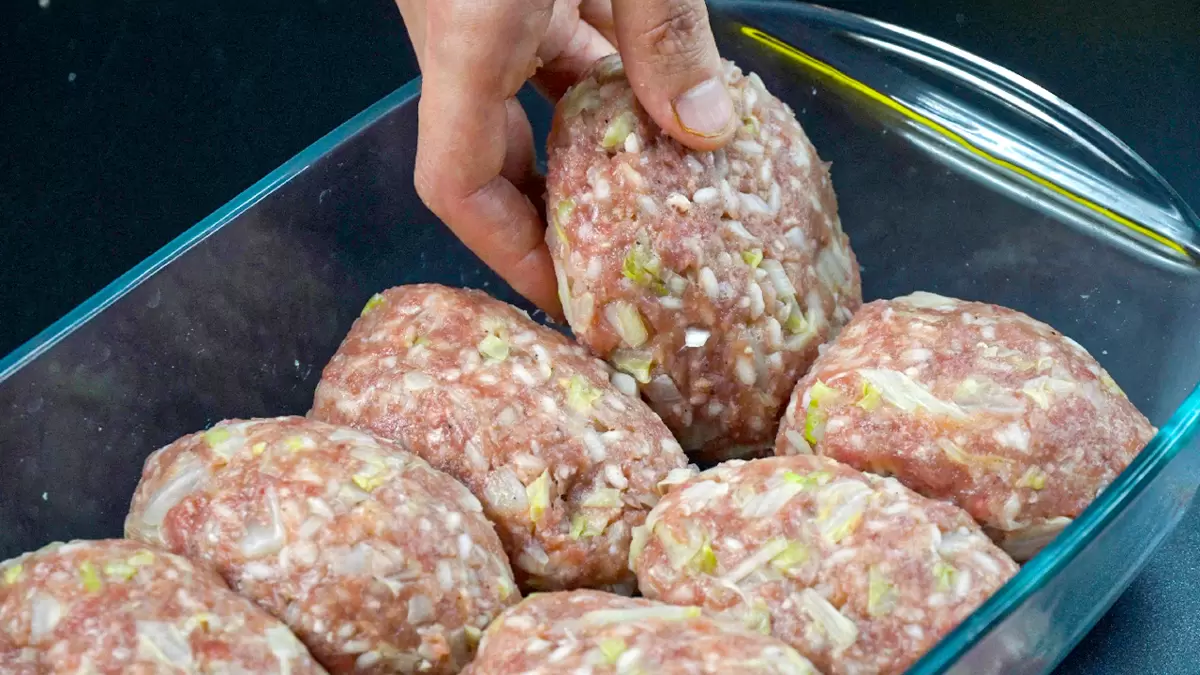 Ленивые голубцы без жарки: идеальный рецепт с капустой и соусом