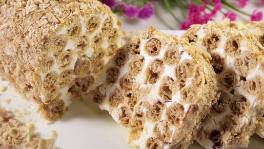 Легкий и вкусный торт Полено: как приготовить его всего из трех ингредиентов