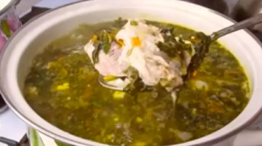 Как приготовить зеленый борщ с свежими травами