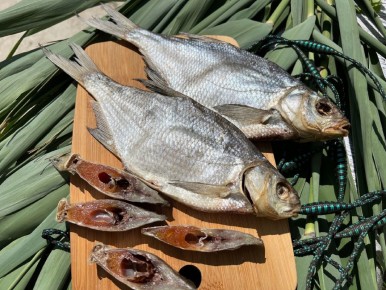 Вяленый лещ: изысканный деликатес с полезными свойствами