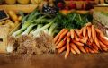 Советы по успешным покупкам на рынке: как выбрать свежие продукты и сэкономить