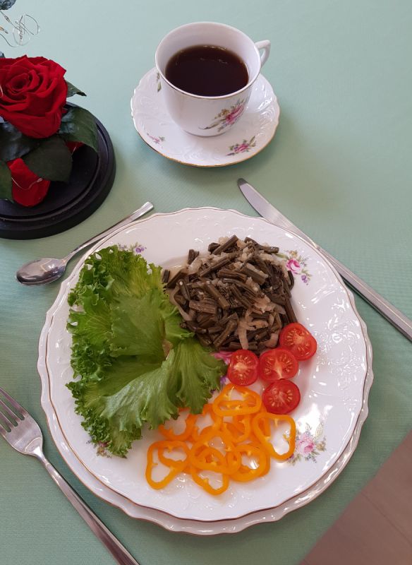 Вкусная закуска из тушёного папоротника: запоминающийся рецепт